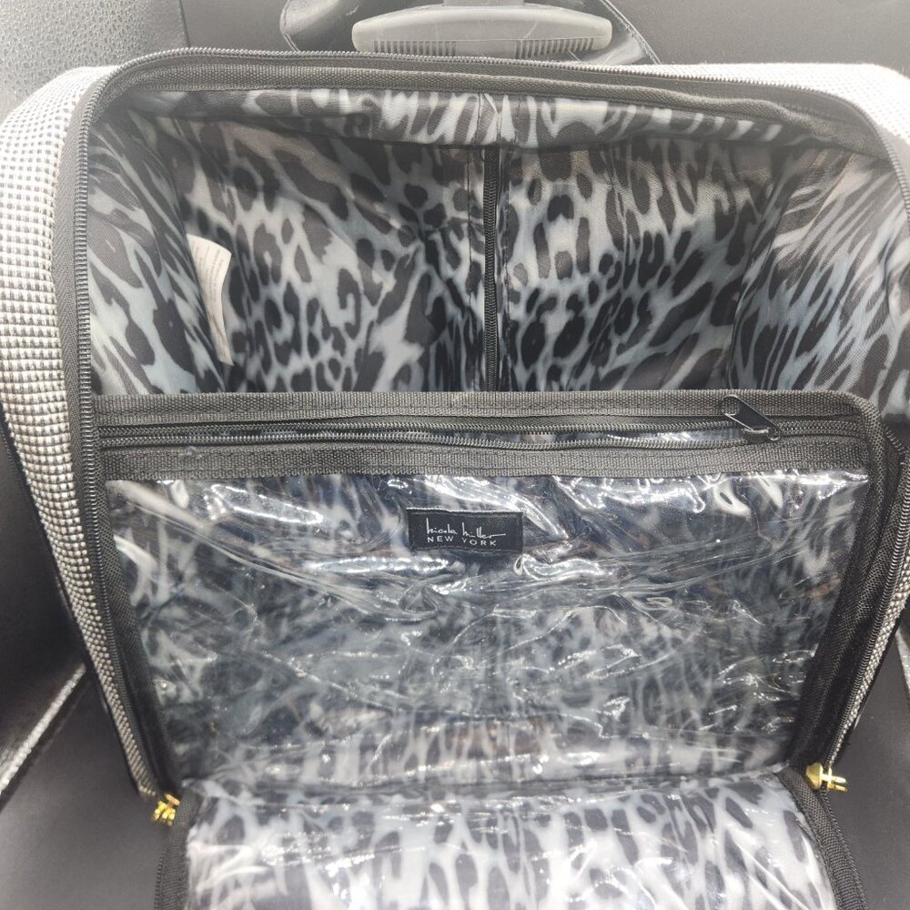 Nicole Miller Black and White Underseat Wheeled Bag Luggage 15" - Picture 11 of 14